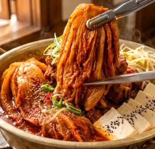 청기와 묵은지 돼지갈비찜